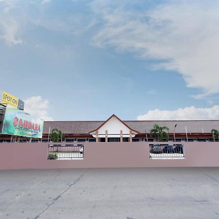 SPOT ON 2289 Hotel Saudara Tegal  Exterior foto