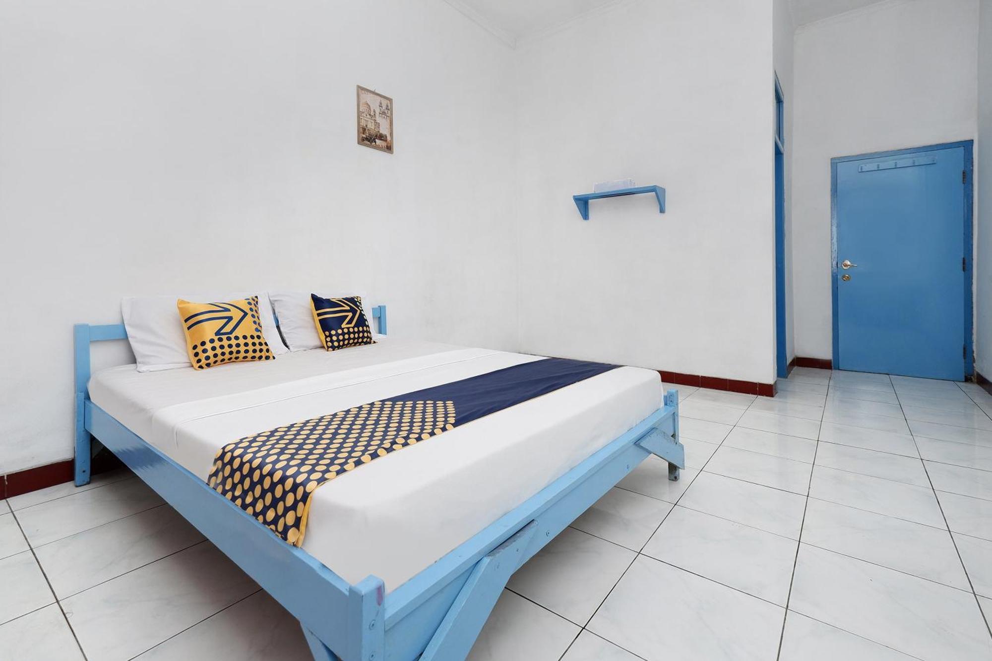 SPOT ON 2289 Hotel Saudara Tegal  Exterior foto